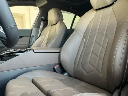BMW 530 XDrive 2025 года за 48 500 000 тг. в Актау – фото 6