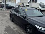 Toyota Camry 2018 года за 13 000 000 тг. в Алматы – фото 2