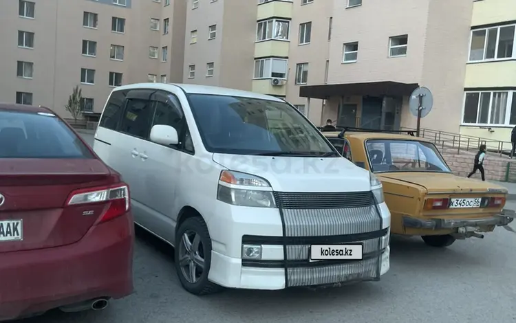 Toyota Voxy 2007 года за 3 200 000 тг. в Шымкент