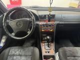 Mercedes-Benz C 180 1997 годаүшін3 300 000 тг. в Караганда – фото 2