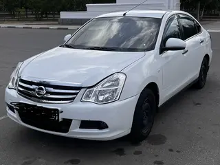 Nissan Almera