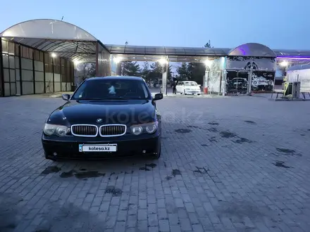 BMW 735 2003 года за 5 800 000 тг. в Алматы