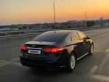 Toyota Avalon 2015 года за 7 500 000 тг. в Атырау – фото 2