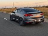Hyundai Elantra 2020 года за 7 000 000 тг. в Астана – фото 2