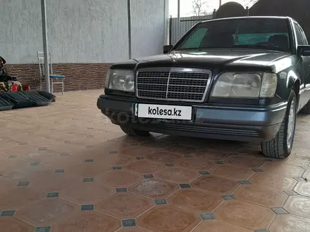Mercedes-Benz E 200 1995 года за 2 200 000 тг. в Казалинск