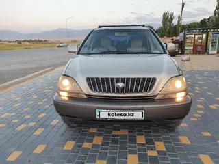 Toyota Harrier, 1998