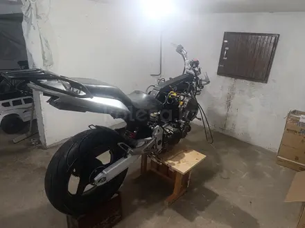 Honda  CB 900F (Hornet) 2005 года за 1 200 000 тг. в Астана – фото 5