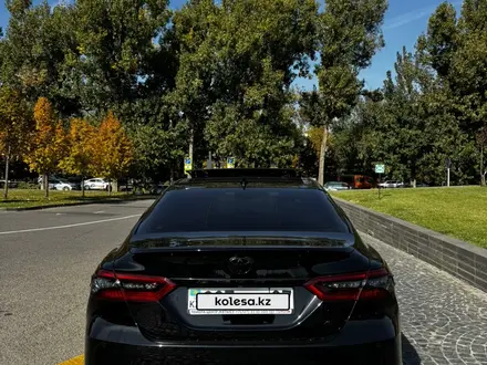 Toyota Camry 2023 года за 22 750 000 тг. в Алматы – фото 12