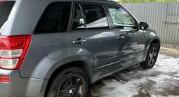 Suzuki Grand Vitara 2005 годаүшін4 600 000 тг. в Семей – фото 2