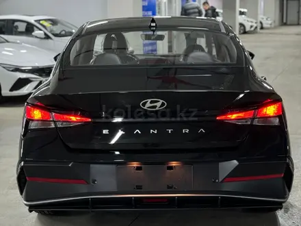 Hyundai Elantra Comfort 2023 года за 9 400 000 тг. в Шымкент – фото 7