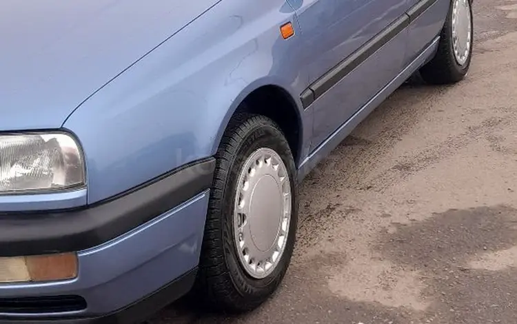 Volkswagen Vento 1993 года за 2 450 000 тг. в Алматы