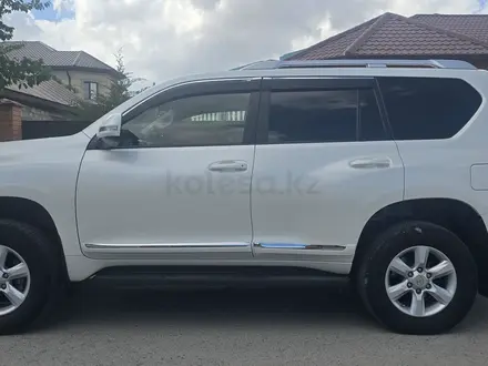 Toyota Land Cruiser Prado 2014 года за 17 700 000 тг. в Актобе – фото 2
