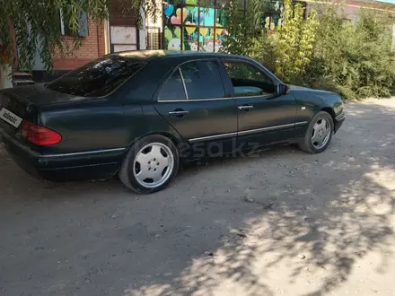 Mercedes-Benz E 230 1995 года за 1 500 000 тг. в Казалинск – фото 8