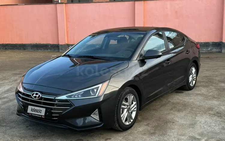 Hyundai Elantra 2019 года за 4 800 000 тг. в Актау