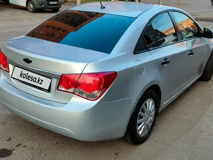 Chevrolet Cruze 2012 года за 2 490 000 тг. в Петропавловск – фото 4