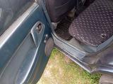Mazda 323 1994 годаүшін800 000 тг. в Павлодар – фото 4
