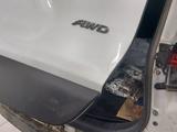 Накладка крышки багажника, Toyota RAV4, Б/У за 15 876 тг. в Астана