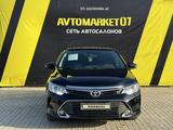 Toyota Camry 2015 года за 11 700 000 тг. в Уральск – фото 2