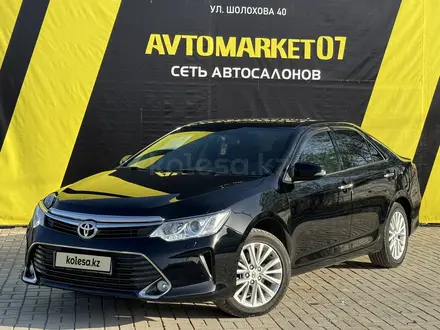 Toyota Camry 2015 года за 11 200 000 тг. в Уральск