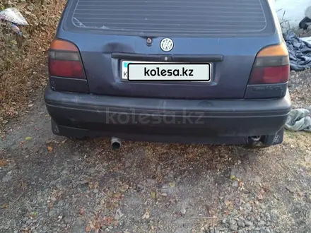 Volkswagen Golf 1996 года за 1 250 000 тг. в Узунколь – фото 2