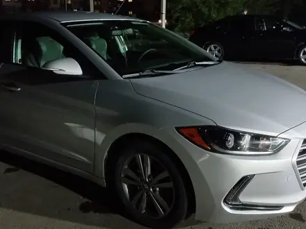 Hyundai Elantra 2016 года за 5 400 000 тг. в Актобе – фото 3