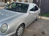 Mercedes-Benz E 320 1998 года за 2 750 000 тг. в Тараз