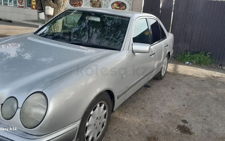 Mercedes-Benz E 320 1998 года за 2 750 000 тг. в Тараз