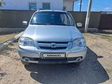 Chevrolet Niva 2015 годаfor3 300 000 тг. в Атырау