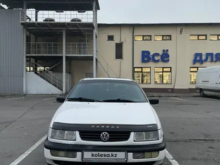 Volkswagen Passat 1995 года за 1 400 000 тг. в Алматы