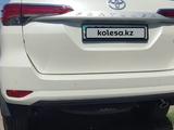 Toyota Fortuner 2022 года за 23 600 000 тг. в Алматы – фото 2