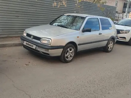 Volkswagen Golf 1993 года за 1 200 000 тг. в Астана – фото 5