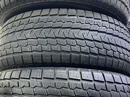 285/60 R18 Yokohama G075 зимние шины бу комплект Япония за 185 000 тг. в Алматы – фото 2