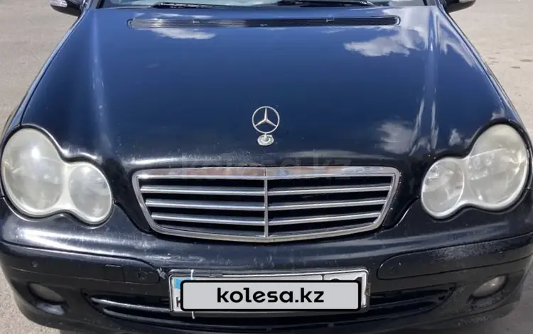 Mercedes-Benz C 200 2006 года за 3 200 000 тг. в Астана