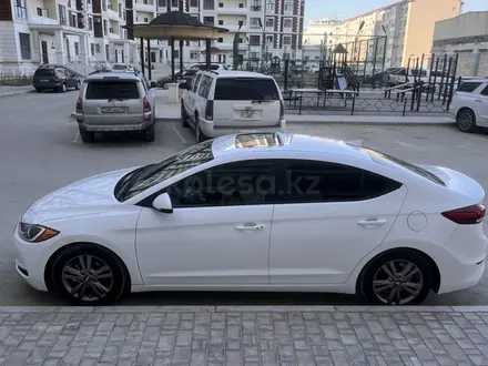 Hyundai Elantra 2016 года за 4 500 000 тг. в Актау – фото 12