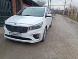 Kia Carnival 2017 года за 10 400 000 тг. в Алматы – фото 3