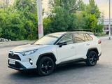 Toyota RAV4 2021 годаүшін16 000 000 тг. в Атырау