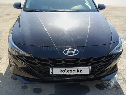 Hyundai Elantra 2021 года за 10 350 000 тг. в Семей – фото 4