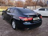 Toyota Camry 2019 годаүшін11 000 000 тг. в Шымкент – фото 5
