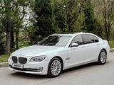 BMW 750 2012 года за 12 000 000 тг. в Алматы