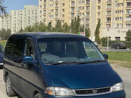 Toyota Granvia 1995 года за 3 200 000 тг. в Алматы