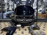 Mercedes-Benz CLS-Class W218 — Передняя часть (морда) в сборе за 9 099 тг. в Шымкент