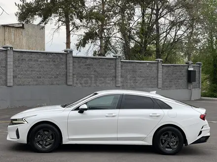 Kia K5 2022 года за 15 000 000 тг. в Алматы – фото 10