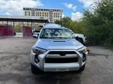 Toyota 4Runner 2016 годаfor19 000 000 тг. в Караганда – фото 2