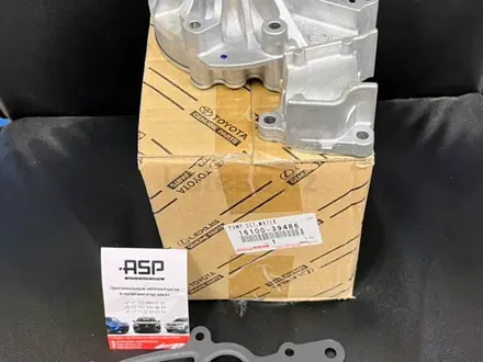 Водяной насос на Toyota Hilux-Hiace 2kd (дизель) оригинал за 55 000 тг. в Атырау