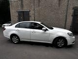 Chevrolet Epica 2008 года за 2 100 000 тг. в Алматы – фото 3