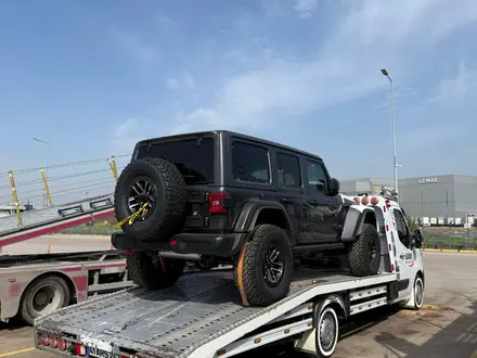 Jeep Wrangler Rubicon X 2026 года за 43 900 000 тг. в Алматы – фото 4