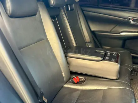 Toyota Camry 2016 года за 8 800 000 тг. в Актау – фото 2