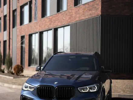 BMW X5 2019 года за 38 500 000 тг. в Шымкент – фото 2