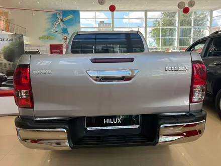 Toyota Hilux Elegance 2023 года за 27 100 000 тг. в Костанай – фото 4