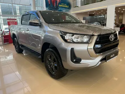 Toyota Hilux Elegance 2023 года за 27 100 000 тг. в Костанай – фото 2